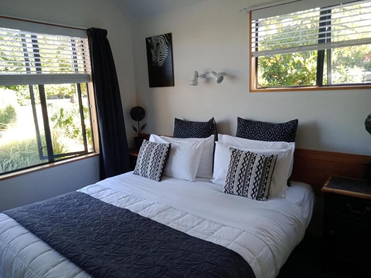 جيرالدين Four Peaks Motel المظهر الخارجي الصورة