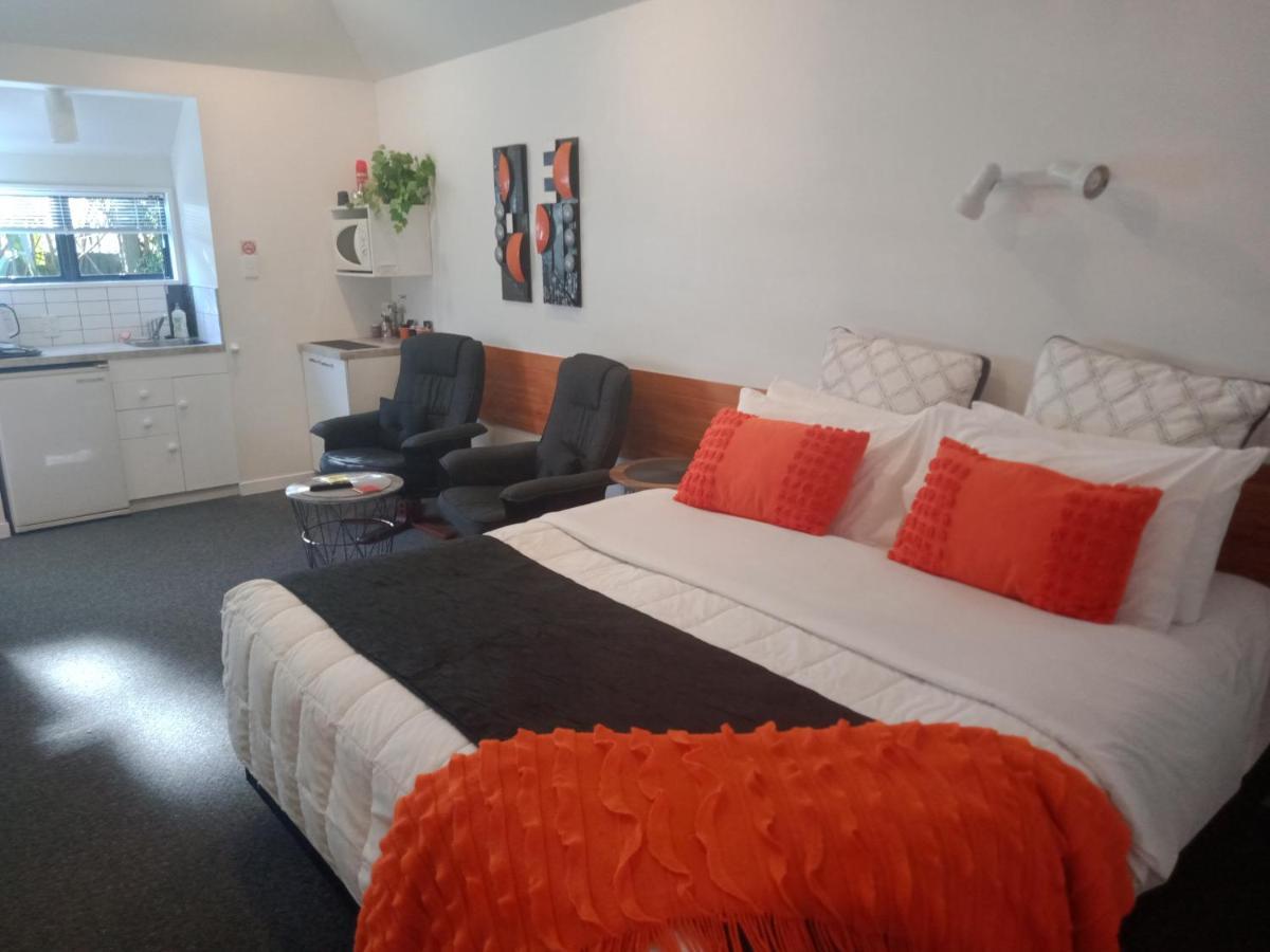 جيرالدين Four Peaks Motel المظهر الخارجي الصورة