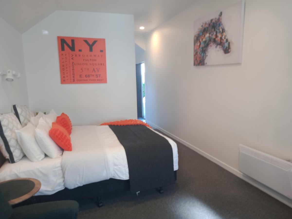 جيرالدين Four Peaks Motel المظهر الخارجي الصورة