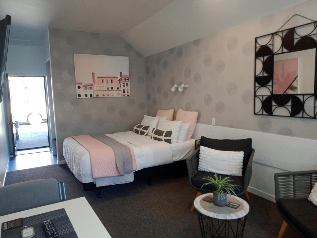 جيرالدين Four Peaks Motel المظهر الخارجي الصورة