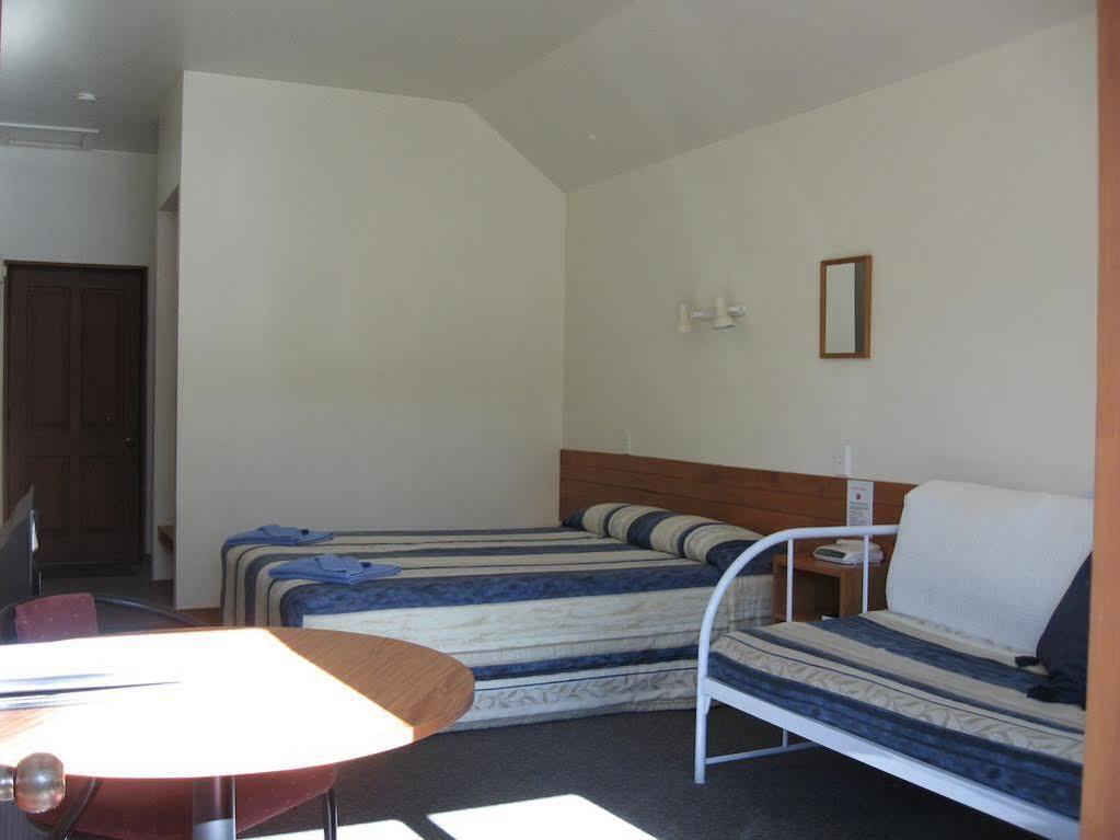 جيرالدين Four Peaks Motel المظهر الخارجي الصورة